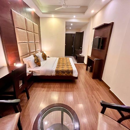 The Bunkk Inn Hotel & Restaurant Mussoorie Exterior foto