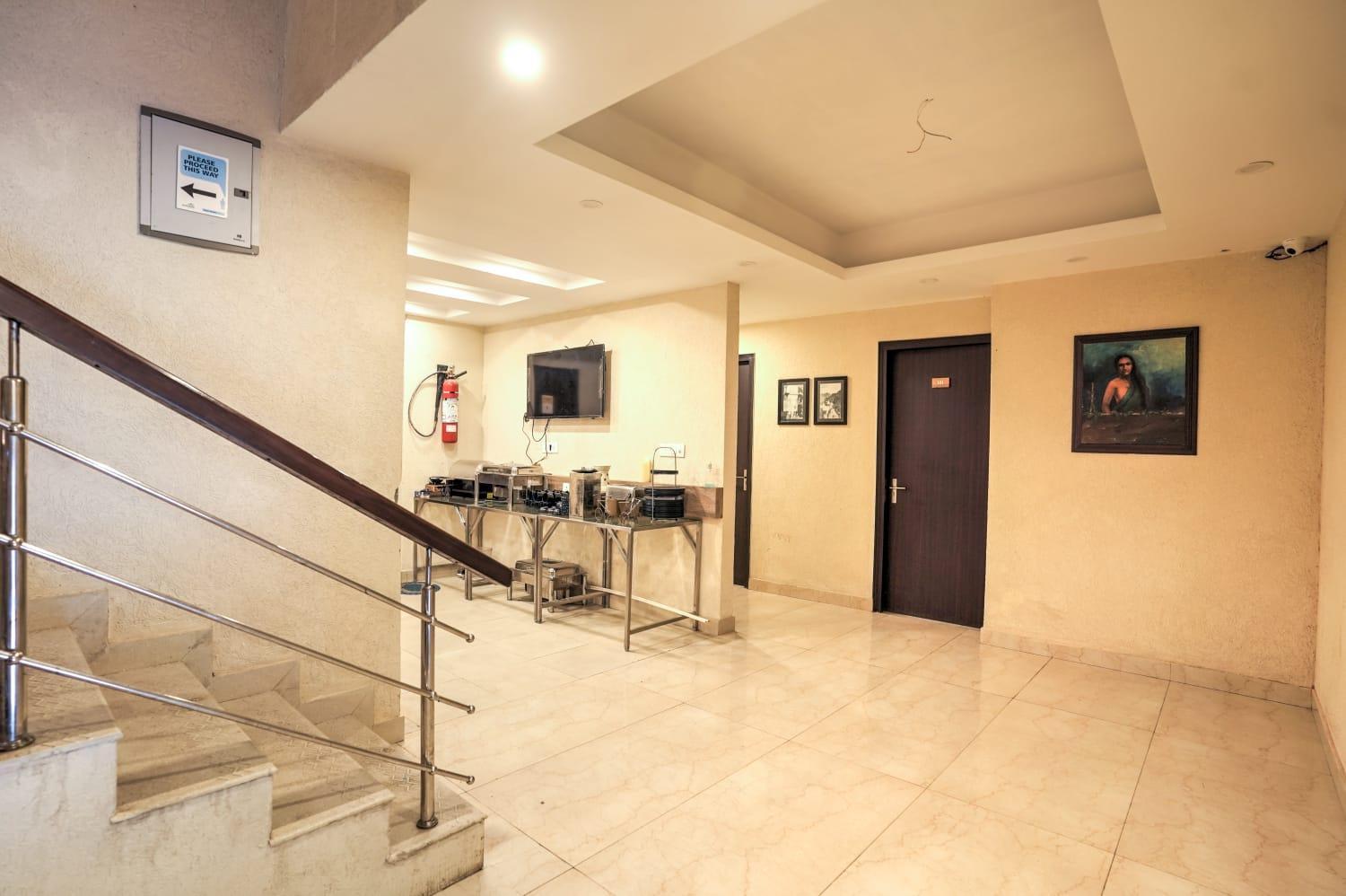 The Bunkk Inn Hotel & Restaurant Mussoorie Exterior foto