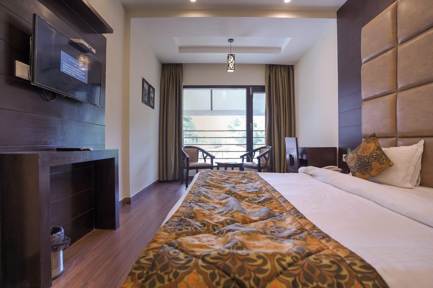 The Bunkk Inn Hotel & Restaurant Mussoorie Exterior foto