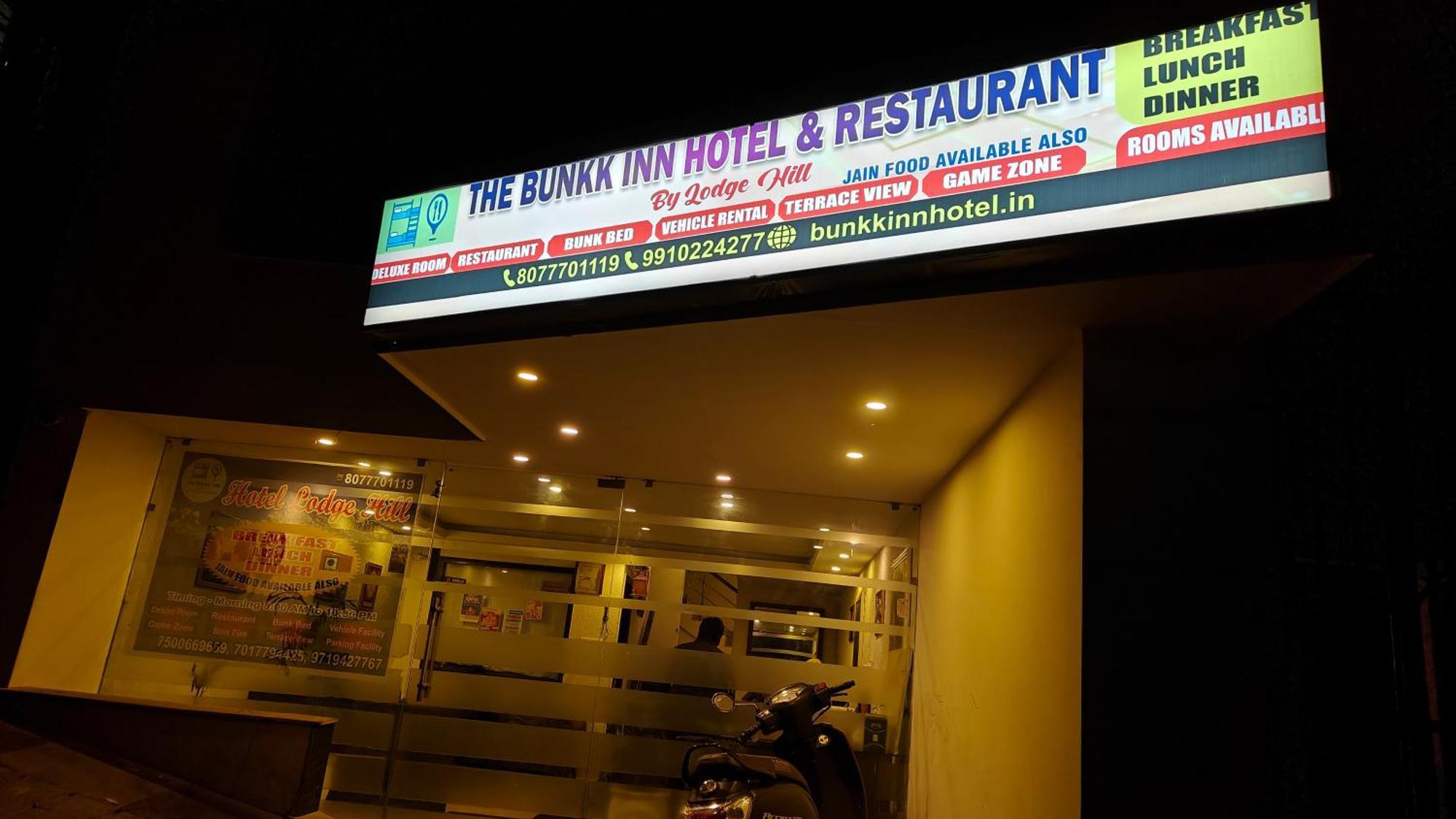 The Bunkk Inn Hotel & Restaurant Mussoorie Exterior foto
